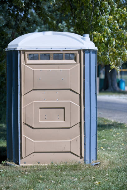 Best Portable restroom trailer rental  in Hartsville, TN